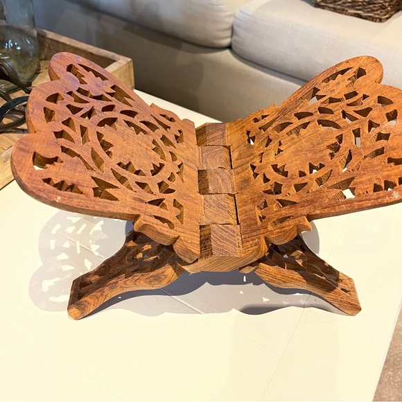 Vintage Carved Wooden Book Stand Holder Bible Prayer Book Cookbook Folding - Picture 6 of 13